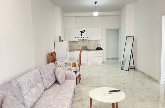 Tirane, jepet me qera apartament 2+1 Kati 1, 75 m² 550 € (ASTIR)