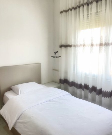 Tirane, jepet me qera apartament 2+1 Kati 1, 75 m² 550 € (ASTIR)