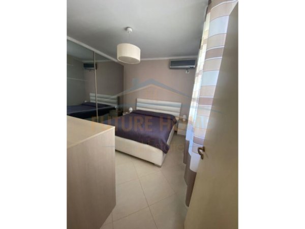 Durres, jepet me qera apartament 1+1+Ballkon Kati 2, 400 € 