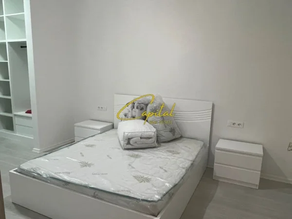 Tirane, jepet me qera apartament 1+1 Kati 2, 70 m² 600 € (ASTIR)