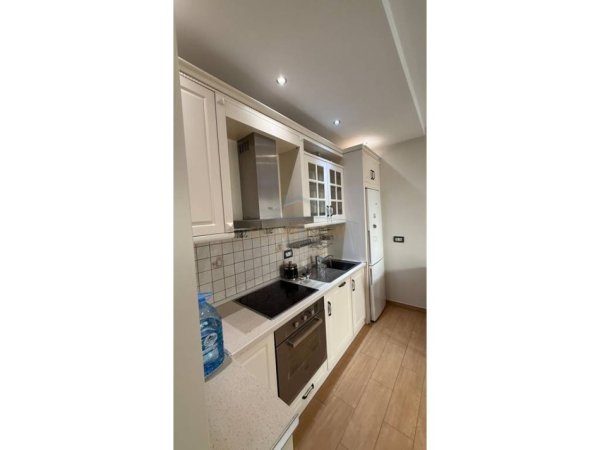 Durres, jepet me qera apartament 2+1 Kati 2, 72 m² 400 € 