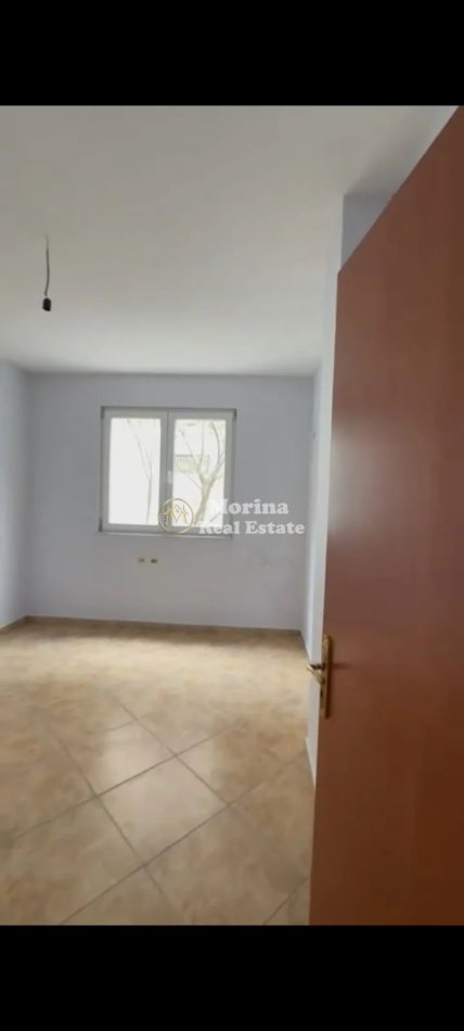 Tirane, jepet me qera apartament 2+1 Kati 3, 89 m² 650 € (Kodra e Diellit)
