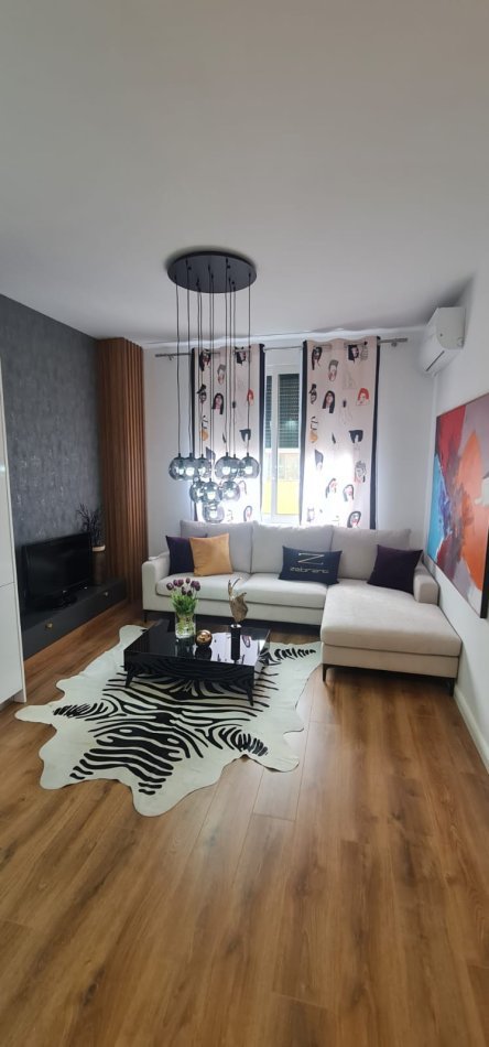 Tirane, shitet apartament 1+1 , 62 m² 168.000 € 