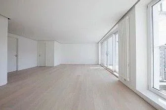 Tirane, jepet me qera zyre Kati 3, 100 m² 1.500 € (QENDER)