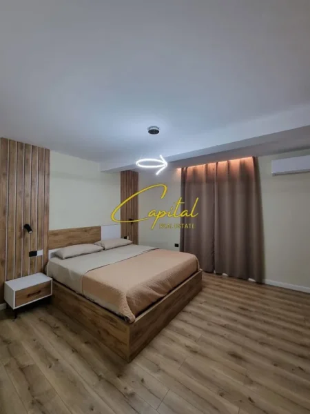 Tirane, jepet me qera apartament 1+1 Kati 11, 70 m² 800 € (PAZARI I RI)