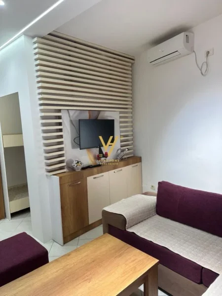 Tirane, jepet me qera apartament 2+1+Ballkon Kati 9, 75 m² 350 € (SHENGJIN)