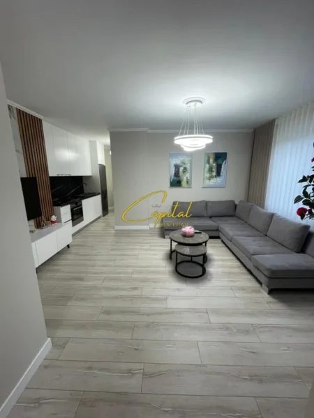 Tirane, jepet me qera apartament 1+1 Kati 3, 75 m² 900 € (RRUGA E KOSOVAREVE)