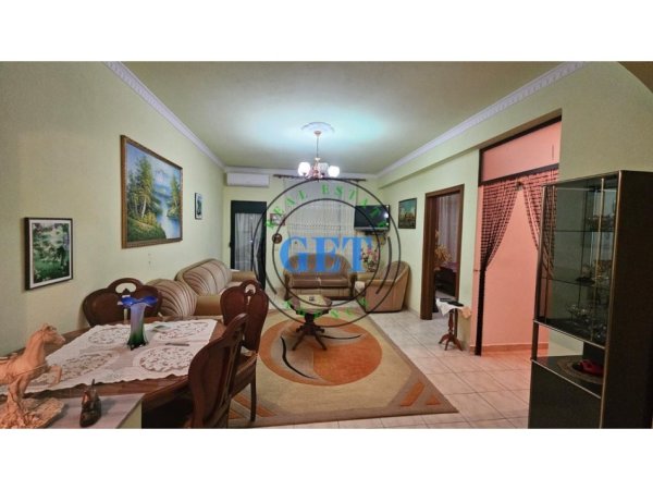 Durres, jepet me qera apartament 2+1+Ballkon Kati 2, 100 m² 350 € 