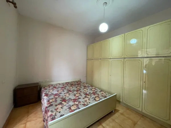 Tirane, jepet me qera apartament 1+1 Kati 2, 60 m² 350 € (Kodra e Diellit)