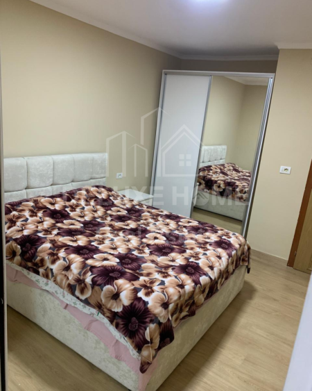 Tirane, jepet me qera apartament 2+1 Kati 3, 70 m² 500 € 