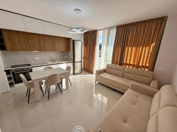 🏘️ Jepet me qira apartament 2+1 📍 Ali Demi, te Fusha