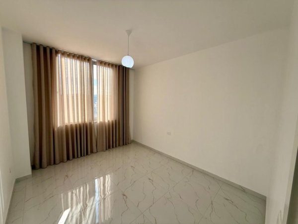 🏘️ Jepet me qira apartament 2+1 📍 Ali Demi, te Fusha