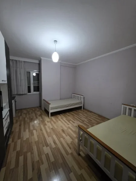Tirane, jepet me qera apartament 2+1 Kati 6, 100 m² 600 € (Astir)