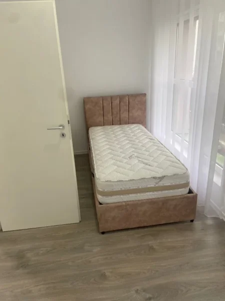 🏡✨ JEPET APARTAMENT 2+1+2 ME QERA ALI DEM ✨🏡 450 €uro (MANGALEM)