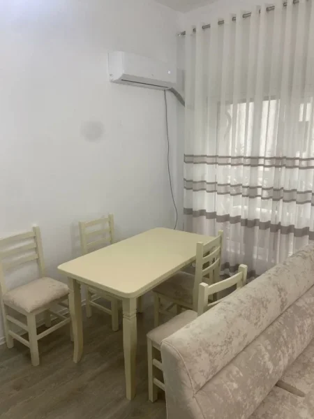 🏡✨ JEPET APARTAMENT 2+1+2 ME QERA ALI DEM ✨🏡 450 €uro (MANGALEM)