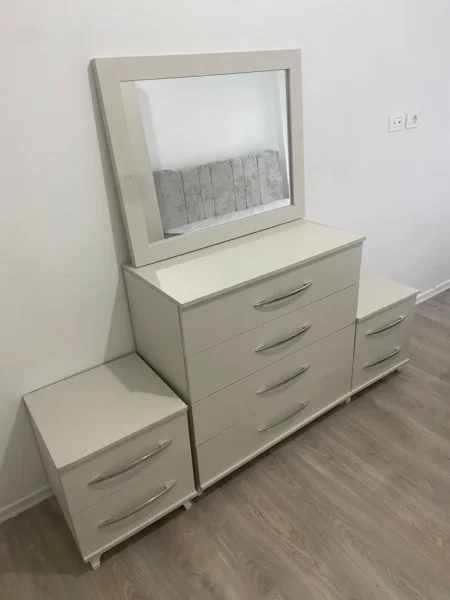 🏡✨ JEPET APARTAMENT 2+1+2 ME QERA ALI DEM ✨🏡 450 €uro (MANGALEM)