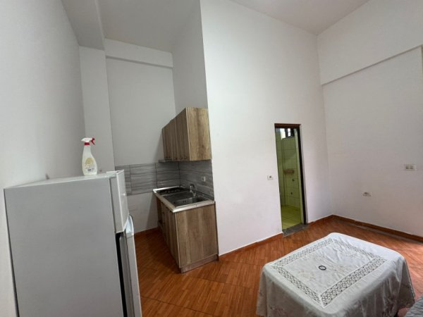 Tirane, jepet me qera apartament 1+1+Ballkon Kati 0, 47 m² 280 € (ne rrugen Besim Fagu Tirane.)