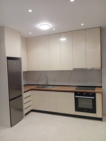 🏠Jepet me Qera Apartament 2+1+2 ne 5 Maj,pas Concordit 600 €