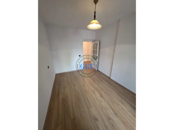 Durres, shitet 2+1+Ballkon , 85 m² 115.000 € 