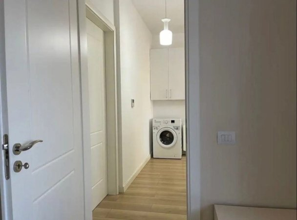 Tirane, jepet me qera apartament 2+1+Ballkon Kati 3, 90 m² 800 € (Liqeni, Kopshti Zoologjik, rruga Eduart Mano)