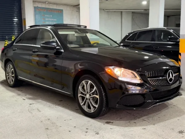 Mercedes C300 2.0Benzin 2016 Dogan e Paguar 10999Lek