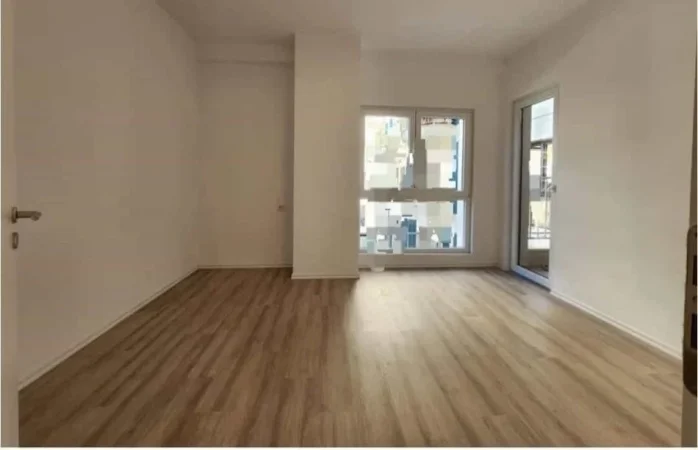 Tirane, jepet me qera zyre Kati 2, 100 m² 1.030 € (Rruga Hysni Gerbolli)