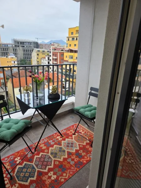 Tirane, jepet me qera apartament 1+1 Kati 6, 70 m² 850 € (21 Dhjetori)