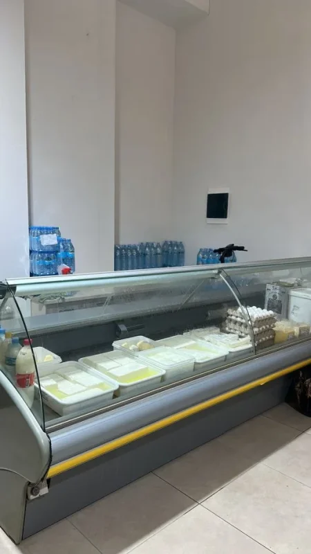 Tirane, okazion Shes banak freskues bulmeti, 3.2m, 2.000 €