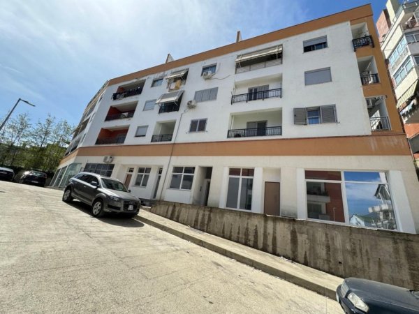 Tirane, shitet nga Pronari, pa-komision apartament 1+1+Ballkon Kati 3, 76 m² 169.000 € (Siper rruges Hamdi Sina, brezi i trete siper/pas dyqanit MARKETI IM)