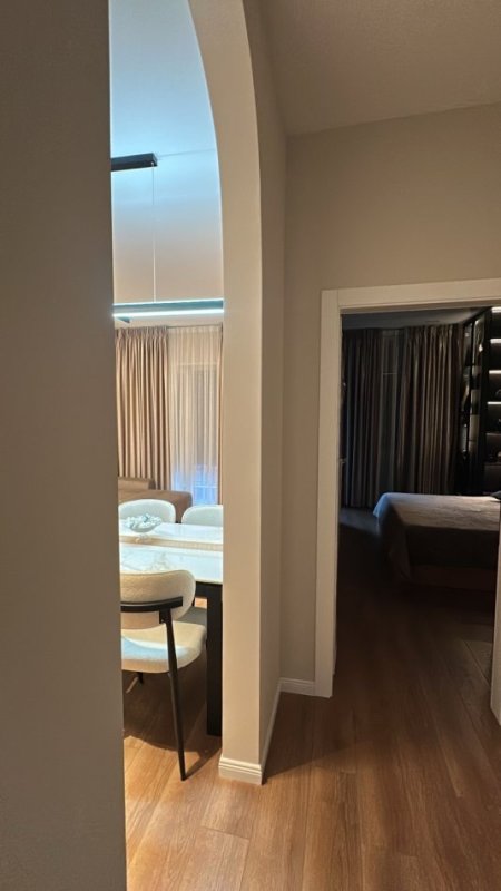 Tirane, shitet 1+1+Ballkon Kati 4, 165.000 € 