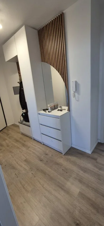 Univers City, Apartament me qera, 2+1, me ballkon dhe parkim