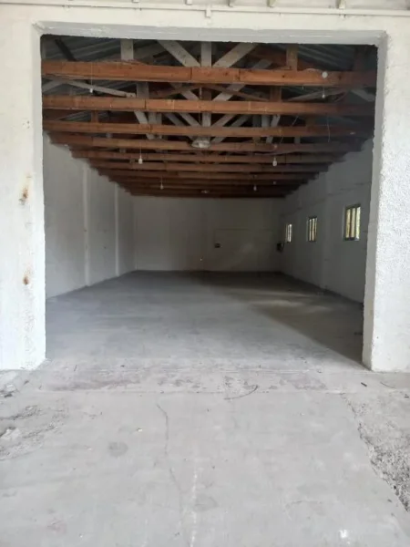 Tirane, shitet magazine , 365.000 € (VAQARR)