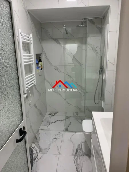 Shqiperi, jepet me qera apartament 2+1+Ballkon Kati 3, 70 m² 500 € (RRUGA BESIM ZYMA,QSUT.)