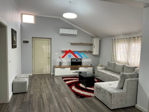 Tirane, jepet me qera apartament 2+1+Ballkon Kati 3, 115 m² 510 € (RRUGA PJETER BUDI,QYTET STUDENTI)