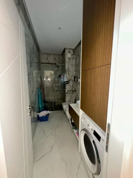 Tirane, shitet apartament 3+1+Ballkon Kati 3, 123 m² 250.000 € (OASIS RESIDENCE)