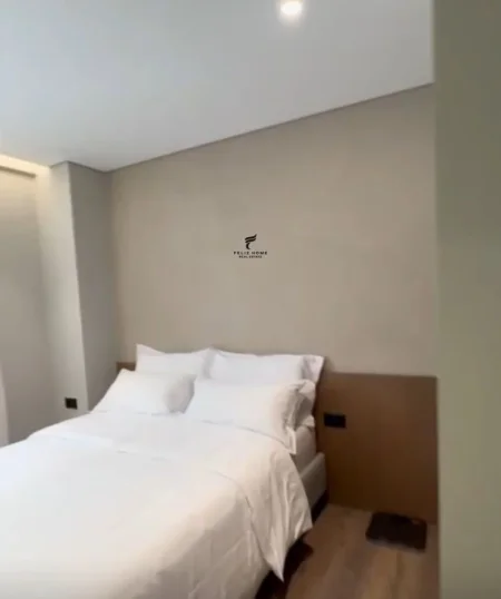 Tirane, jepet me qera apartament 1+1+Ballkon Kati 3, 75 m² 1.000 € (ZOGU I ZI)