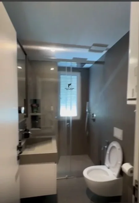 Tirane, jepet me qera apartament 1+1+Ballkon Kati 3, 75 m² 1.000 € (ZOGU I ZI)