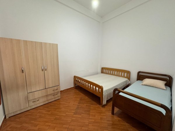 Tirane, jepet me qera apartament 1+1+Ballkon Kati 0, 48 m² 280 € (ne rrugen Besim Fagu Tirane.)