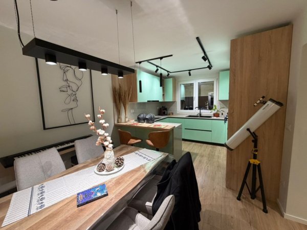 Tirane, jepet me qera apartament 1+1 Kati 1, 64 m² 750 € (Prane Gjykates Rrethit, Myslym Shyri, Tirane.)