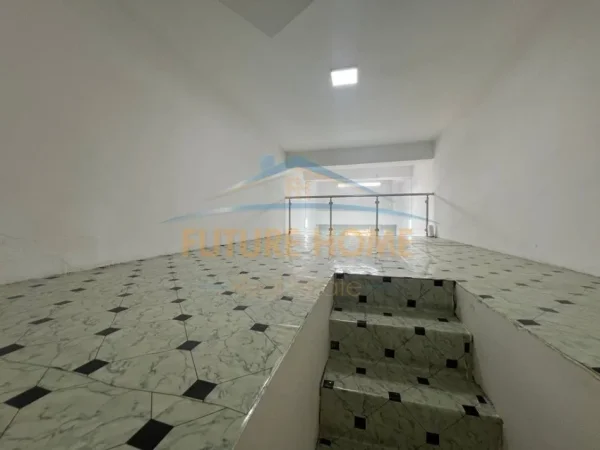 Tirane, shitet ambjent biznesi Kati 0, 51 m² 75.000 € (UNAZA E RE)