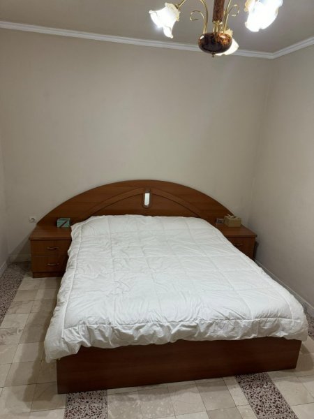 Tirane, jap me qera apartament 1+1 Kati 2, 65 m² 550 € (Rruga Mihal Popi)