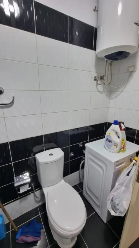 Jepet me Qira Apartament 1+1 i mobiluar  ne Astir (te Ozone),   450 €URO