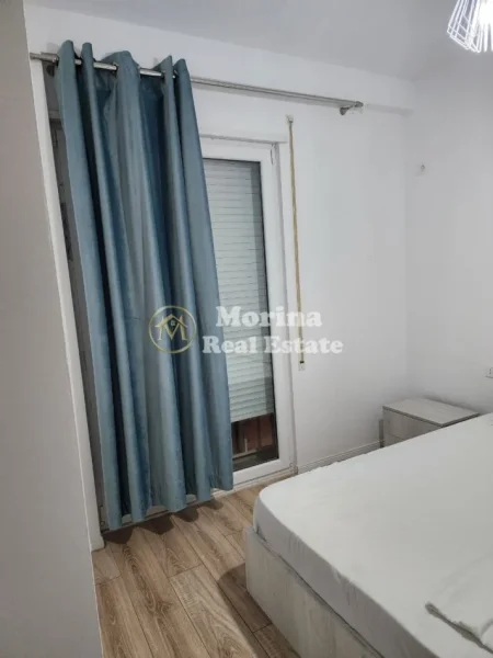 Tirane, jepet me qera apartament 2+1+Ballkon Kati 2, 85 m² 400 € (Fresku)