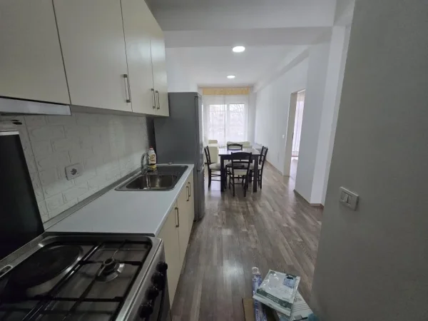 Tirane, jap me qera apartament 1+1 Kati 4, 60 m² 32.000Leke Kompleksi Mangalem 21 Ali Demi