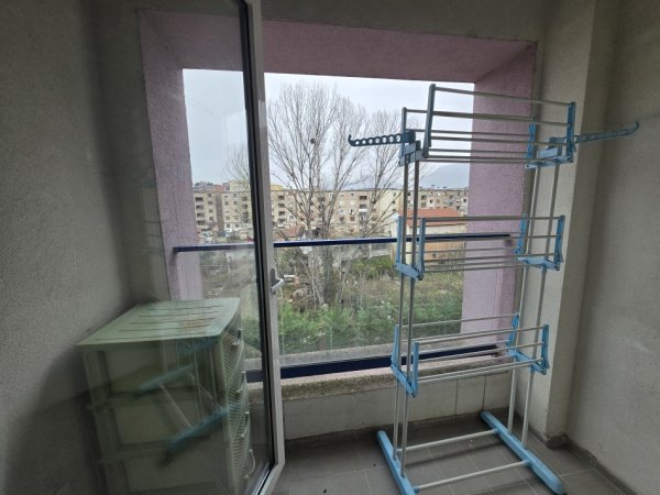 Tirane, jap me qera apartament 1+1 Kati 4, 60 m² 32.000Leke Kompleksi Mangalem 21 Ali Demi