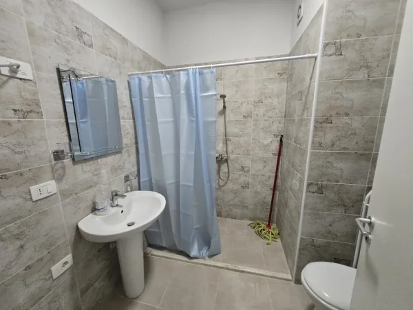 Tirane, jap me qera apartament 1+1 Kati 4, 60 m² 32.000Leke Kompleksi Mangalem 21 Ali Demi