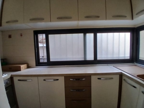 Tirane, jepet me qera apartament 1+1+Ballkon Kati 1, 72 m² 500 € (Myslym shyr)