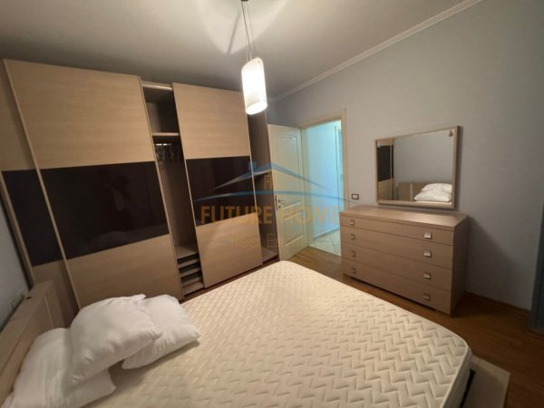 Tirane, jepet me qera apartament 2+1 Kati 7, 97 m² 620 € (Rruga Asim Vokshi)
