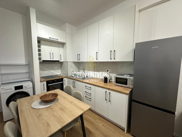 Tirane, jepet me qera apartament 1+1+Ballkon Kati 5, 55 m² 450 € (Residenca Kadiu, Ali Demi Tirana, Albania)