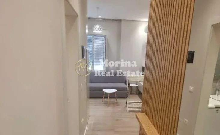Tirane, jepet me qera apartament 1+1 Kati 1, 55 m² 650 € (Rruga e Dibres)